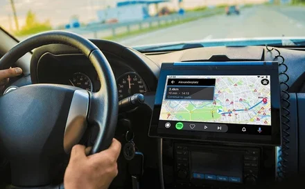 Die 5 besten Navigationssystem-Einbauservices in Dinslaken – Das Armaturenbrett mit moderner Routenführung aufwerten