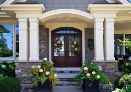 The 5 best entrance porch renovation services in Siegen – renovate entrances for a stronger external impact